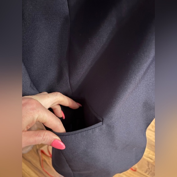 Woman’s Navy Blazer - Picture 3 of 5